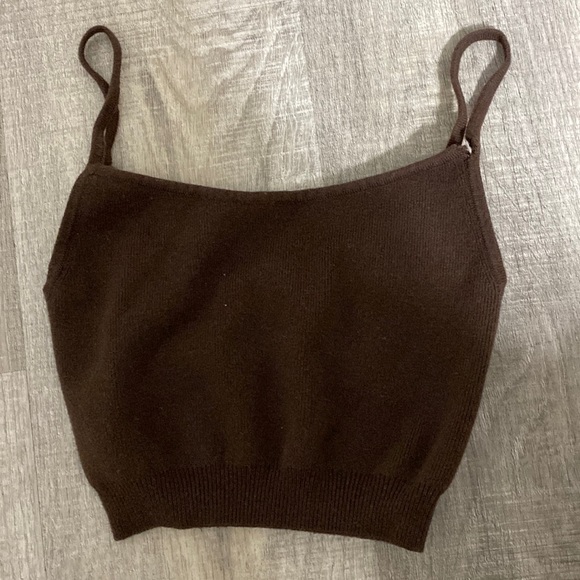 Aritzia Tops - Aritzia Babaton tank